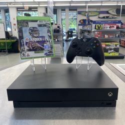 Xbox One X 