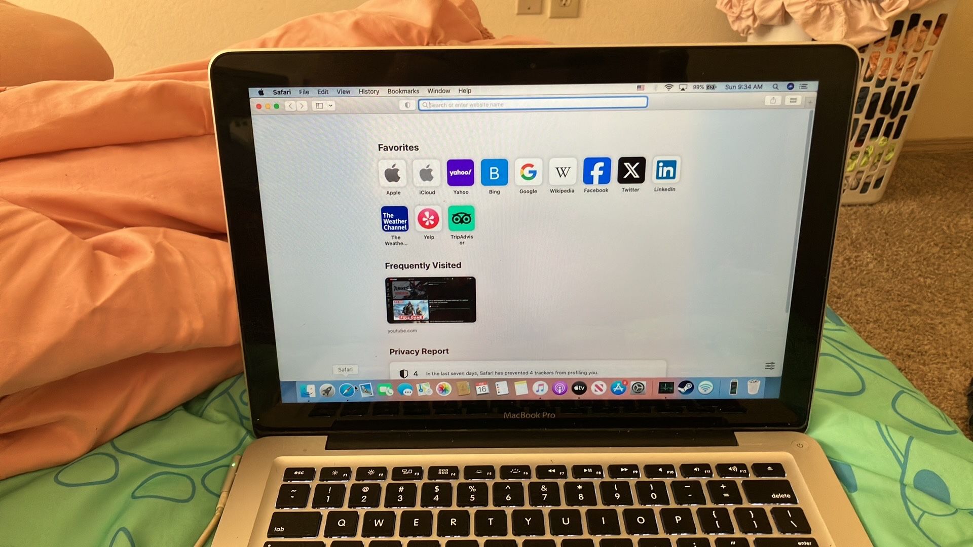 Apple MacBook Pro 13