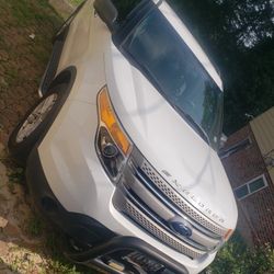 2014 Ford Explorer