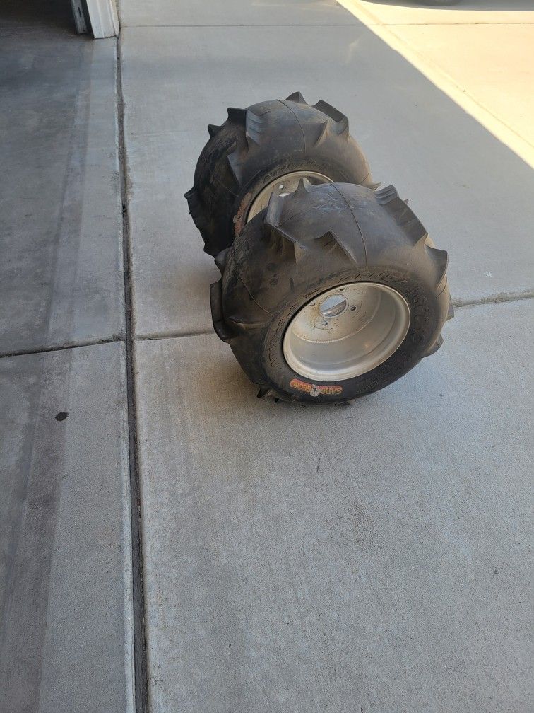 Paddle tires and Rims