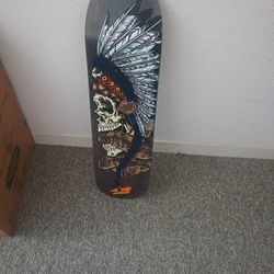 Santa Cruz Skull Head 