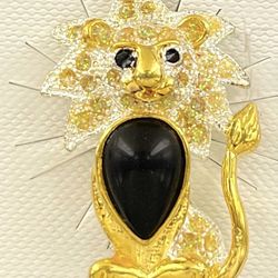 Leo The Lion Brooch