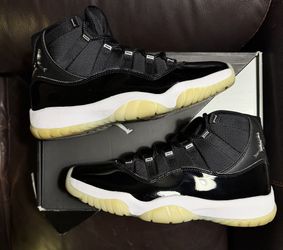 Awesome 😎  !! 2020 Air Jordan 11 Retro ' Jubilee ' / 25th Anniversary size 10 !