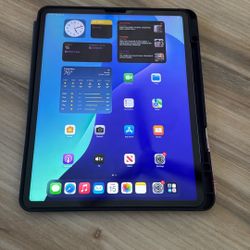 Apple iPad Pro (12.9 Inch) GEN 6 (2022)