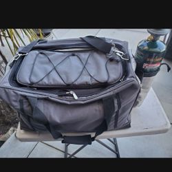 Picnic Time ALL IN ONE Tailgating COOLER BBQ Set. 