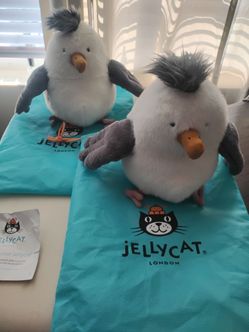 2 Jellycat stuffed toys