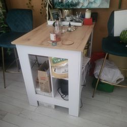 Kitchen table island kitchen counter