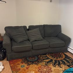 Free Couch 