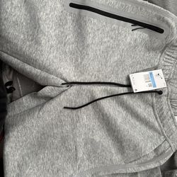 Nike Tech Reflective Sweatpants‼️