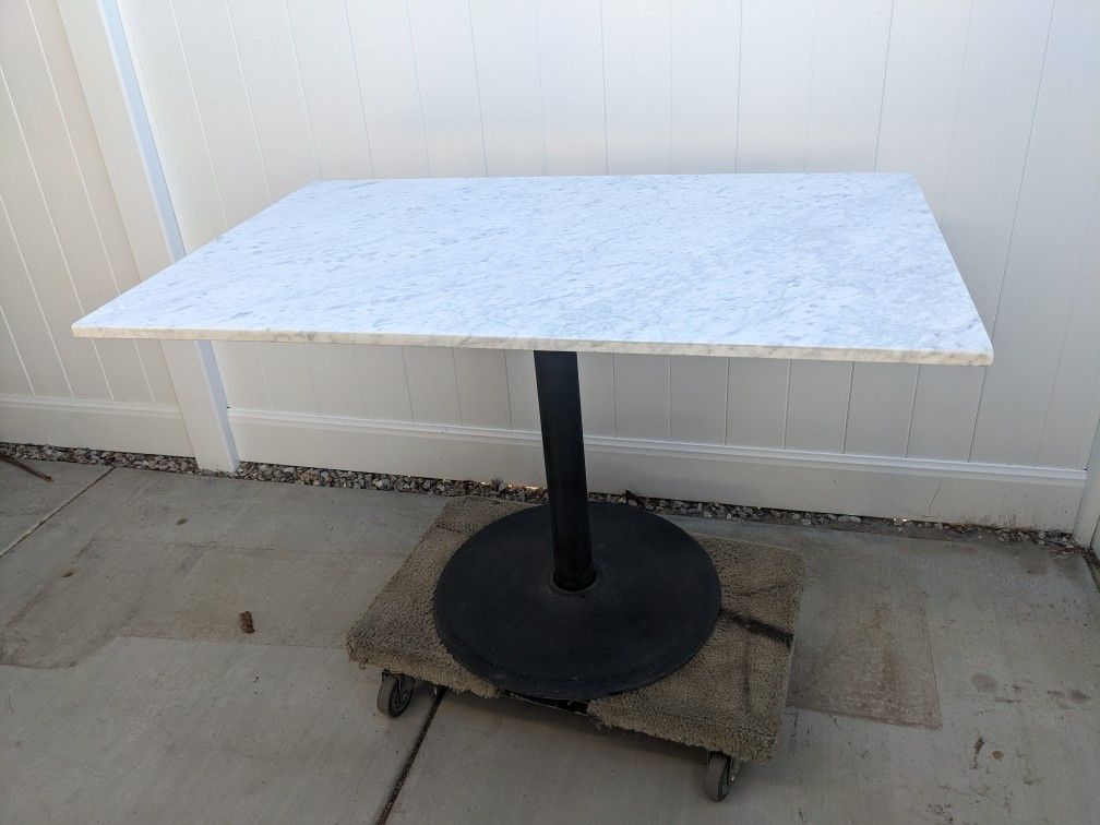 Faux Marble 30" X 48" Restaurant Table With Cast Iron Base
