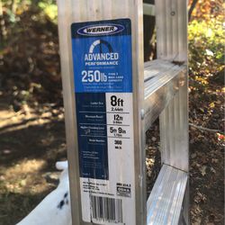 Brand new warner 8 foot aluminum ladder