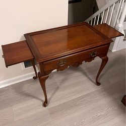 Vintage Queen Anne Style Butler's Tea Table with Pull-Out Trays