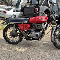 1971 BSA 650 Thunderbolt 