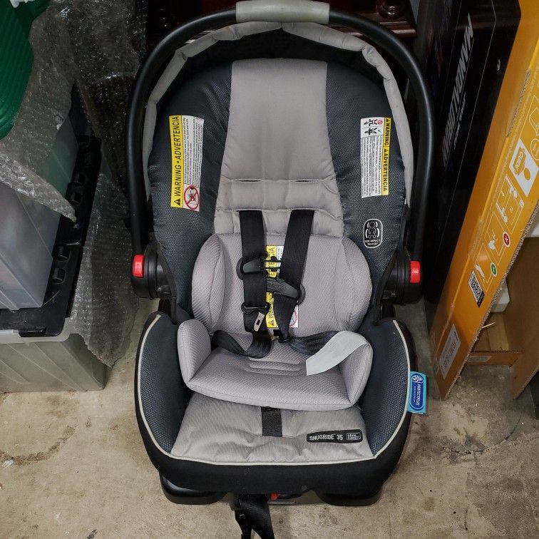 Graco BABY CARSEAT