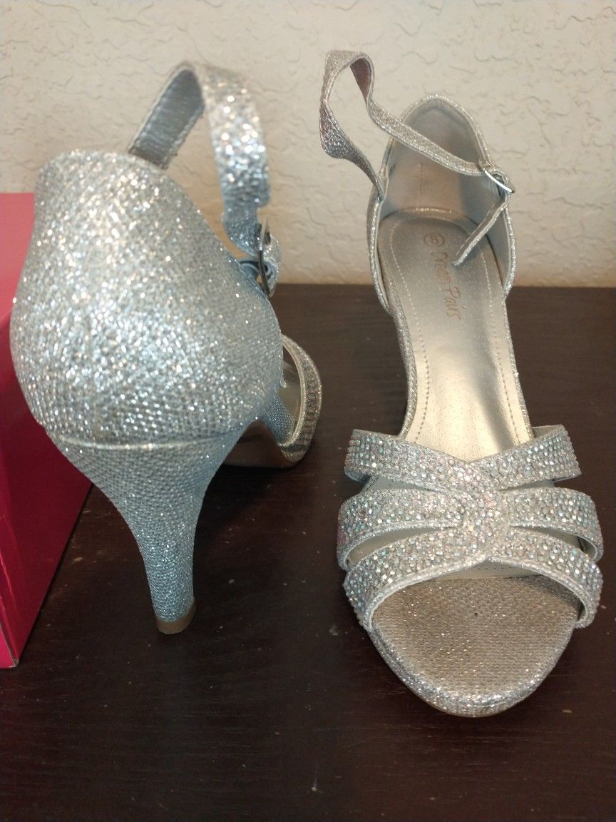 Silver Heels Wedding Shoes 