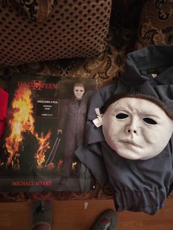 Costume