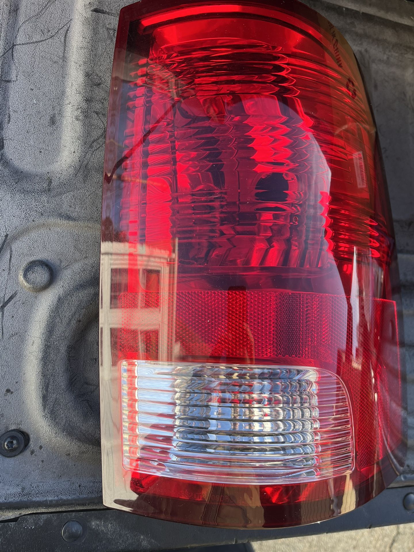 Ram 1500 right side light