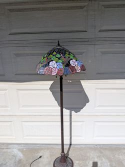 Vintage Tiffany lamp