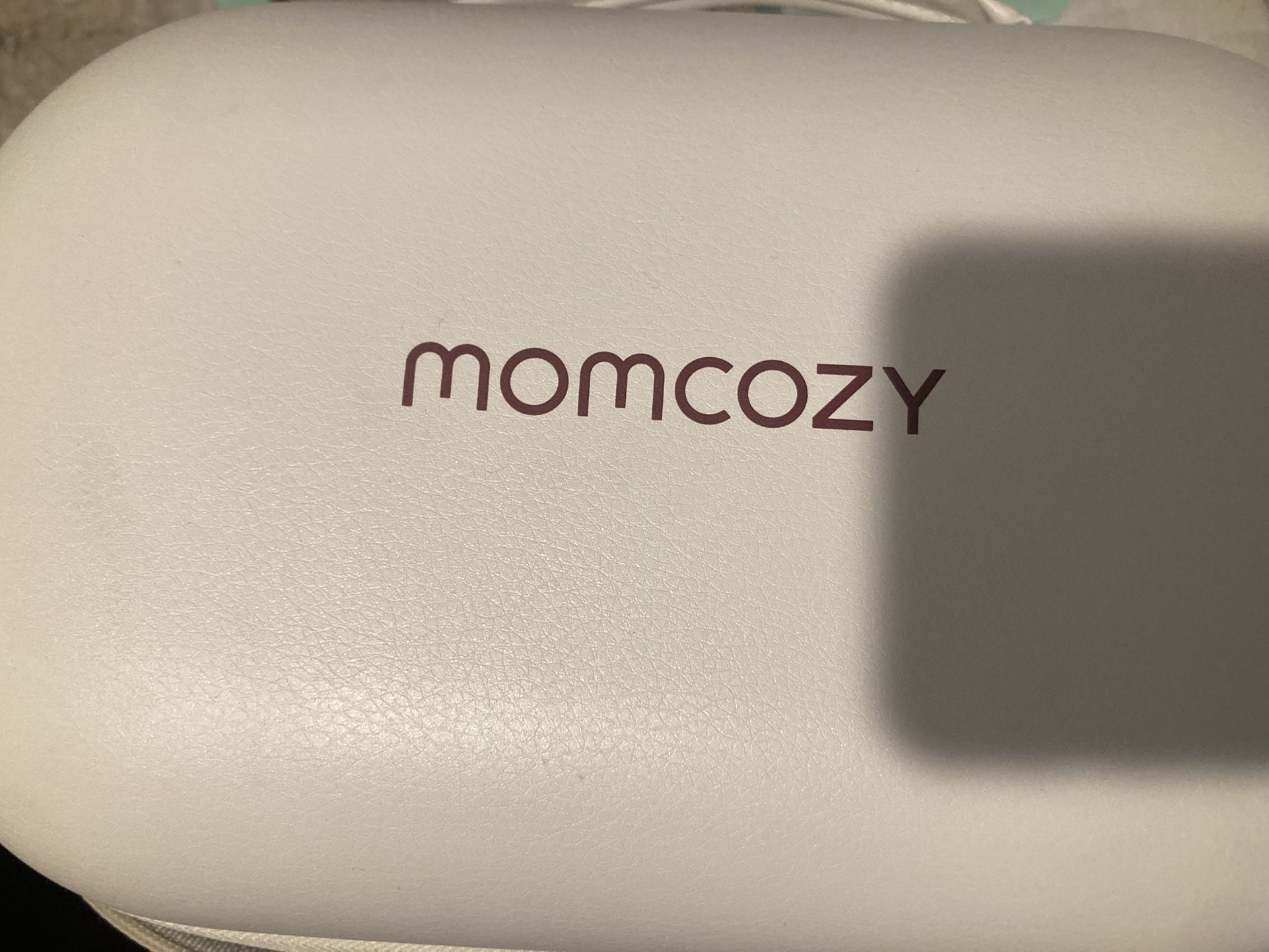 Momcozy