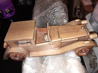 Vintage Wood Cigarette Car