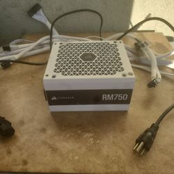 CORSAIR RM750 PSU 80 GOLD