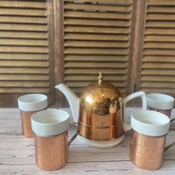 Baker Heart & Stuart Vintage Ceramic Tea Pot with Copper Cozy and 4 Mugs