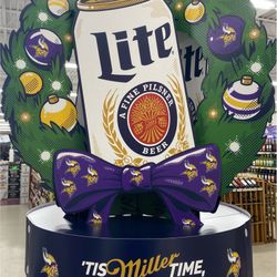 Miller Lite Vikings Sturdy Christmas Reef  Display