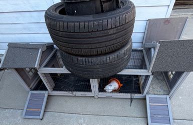 Chicken hutch rabbit small animals