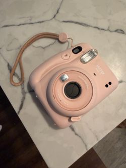 Fujifilm Instax Mini 11 Instant Camera – Blush Pink 📸