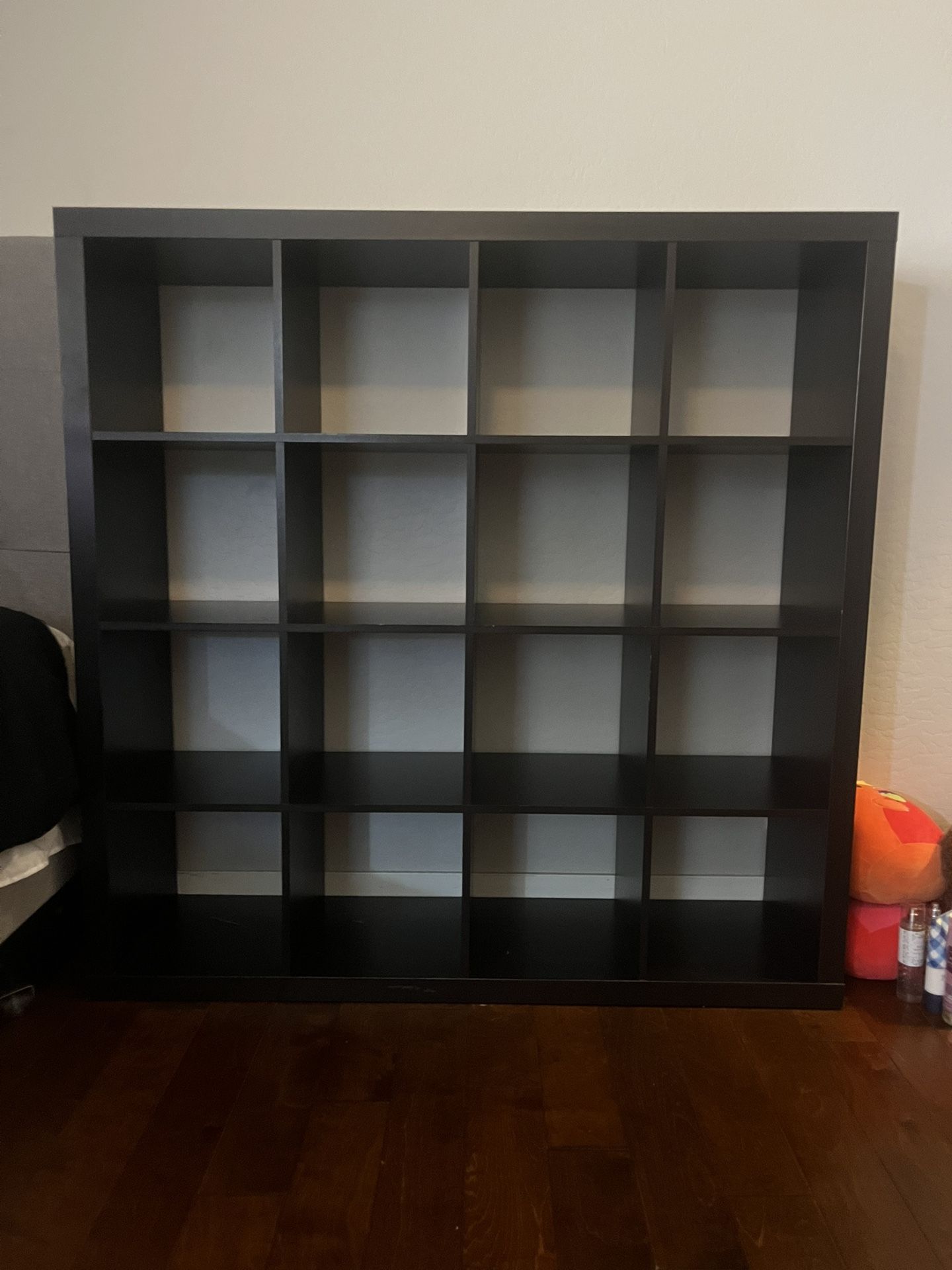 black storage organization