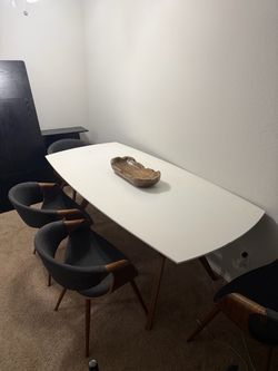 Mid-Century Modern Dining Table with Chairs