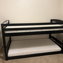 Twin Bunk Beds 