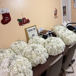 6 Wedding Flower Balls 