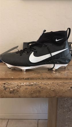 Size 14 Nike baseball cleats