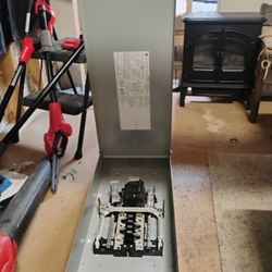 200 AMP Outside Power BOX 