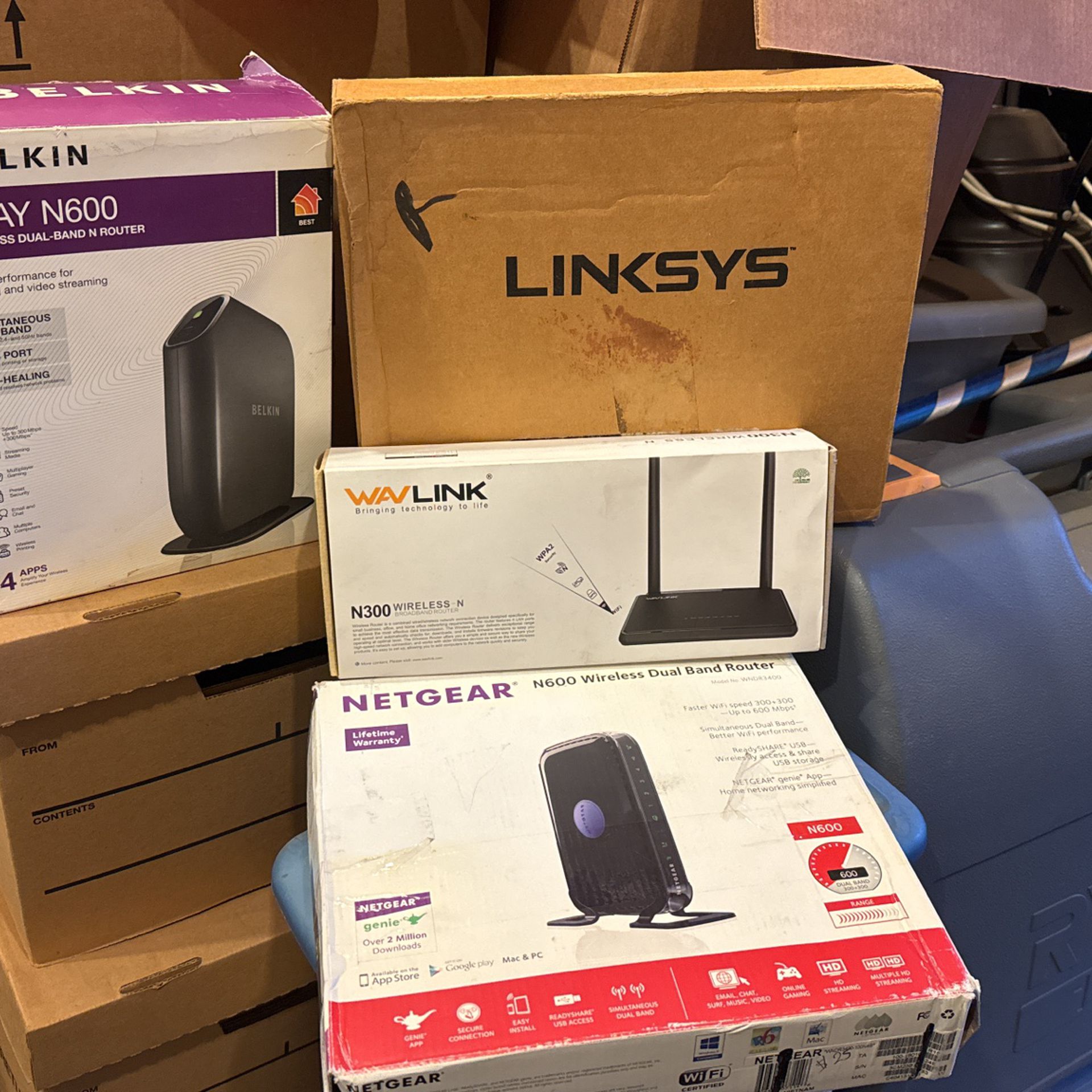 Routers: Cisco Linksys, Netgear, Belkin, And Wavlink For $10 Each 