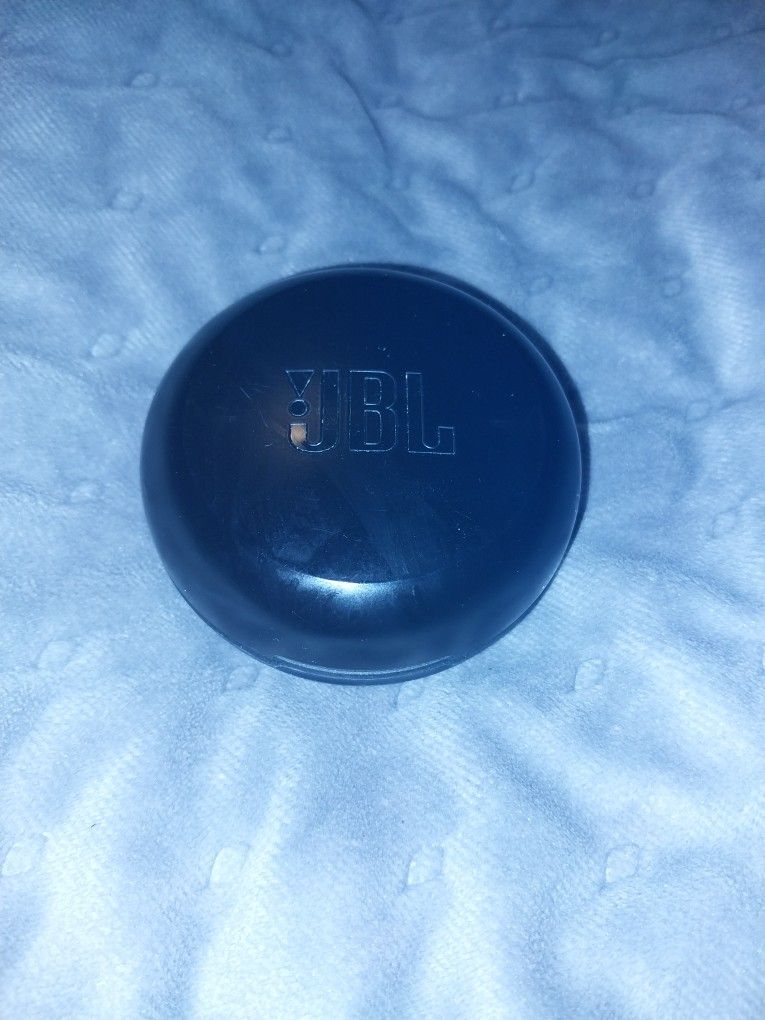 JBL bluetooth Ear Buds