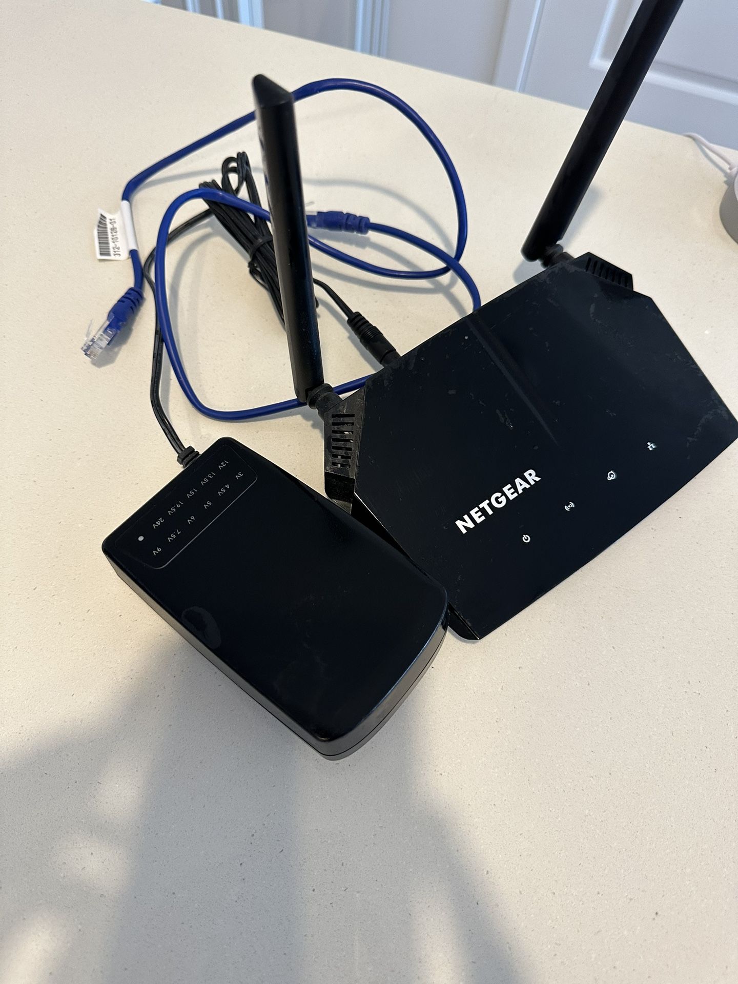 NetGear AC1000 WiFi Router