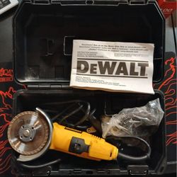 Dewalt DW402 Heavy Duty Angle Grinder Kit