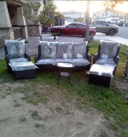 Brand new patio sofa set patio swivel chairs outdoor rocking swivel chairs brand new set ✅🆕🚚
