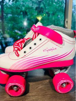 Cute Pink & White Roller Skates – Size 3 – Excellent Condition - RARE FIND