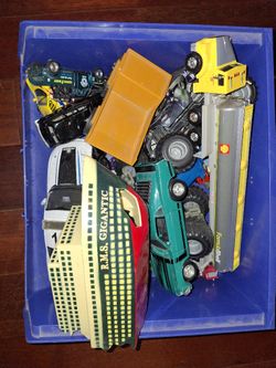 Toy Car Lot