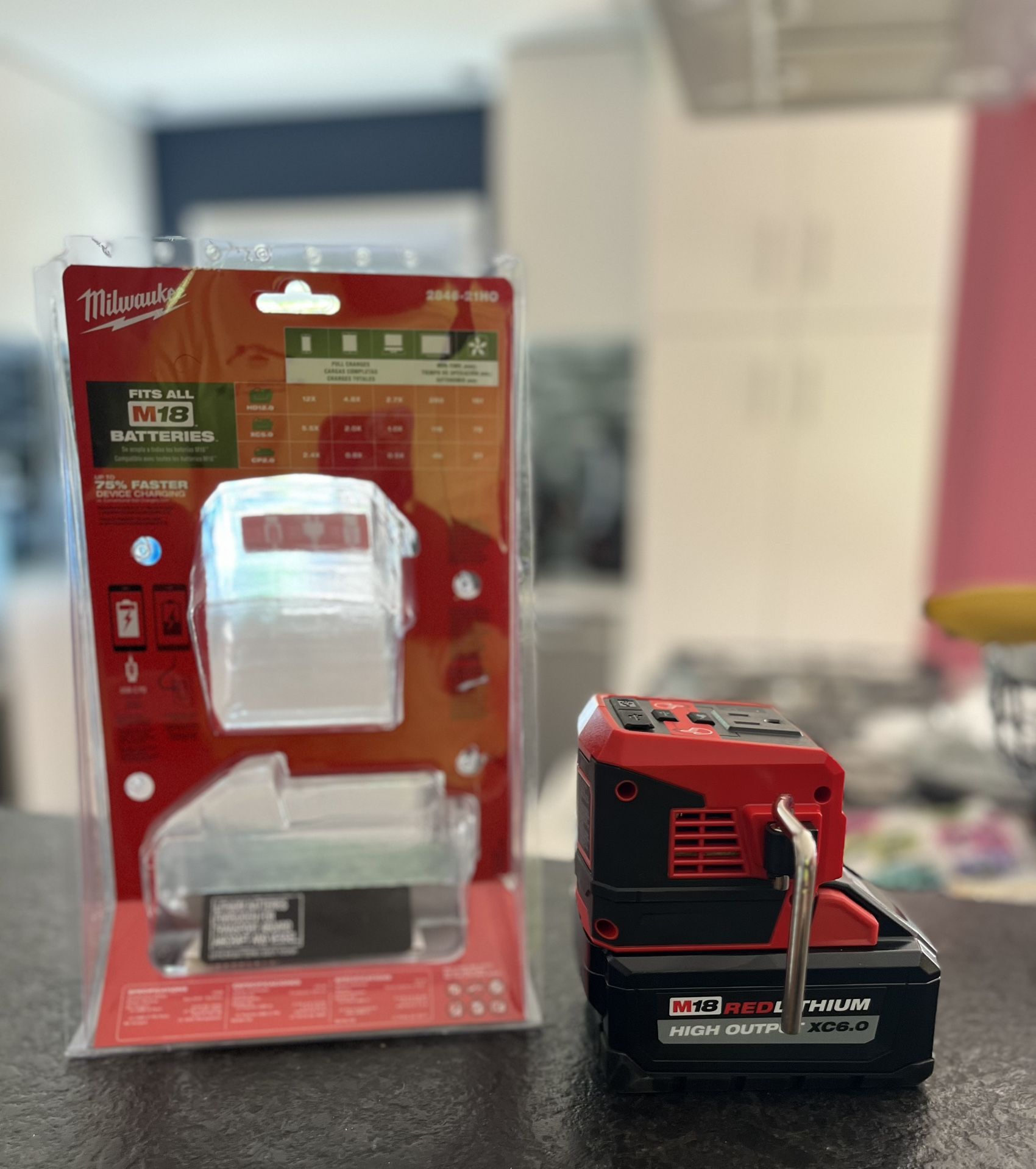 Milwaukee Inverter And Cx 6.0 Battery