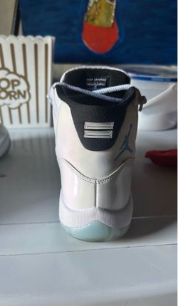 Jordan 11 Retro Legend blue