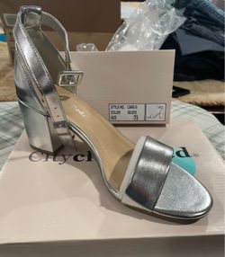 Gray Heels