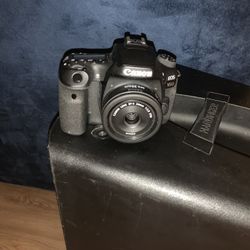 Canon EOS 90d