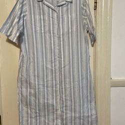 L.L.Bean vintage Button Up Shirt Dress Short Sleeve gray /white Striped
