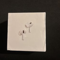 Apple AirPods Pro (2nd generation) with MagSafe Charging Case (USB‑C)
