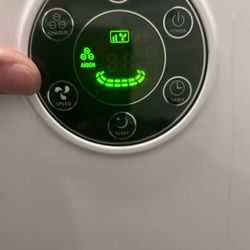 NEWVOMED AIR PURIFIER 