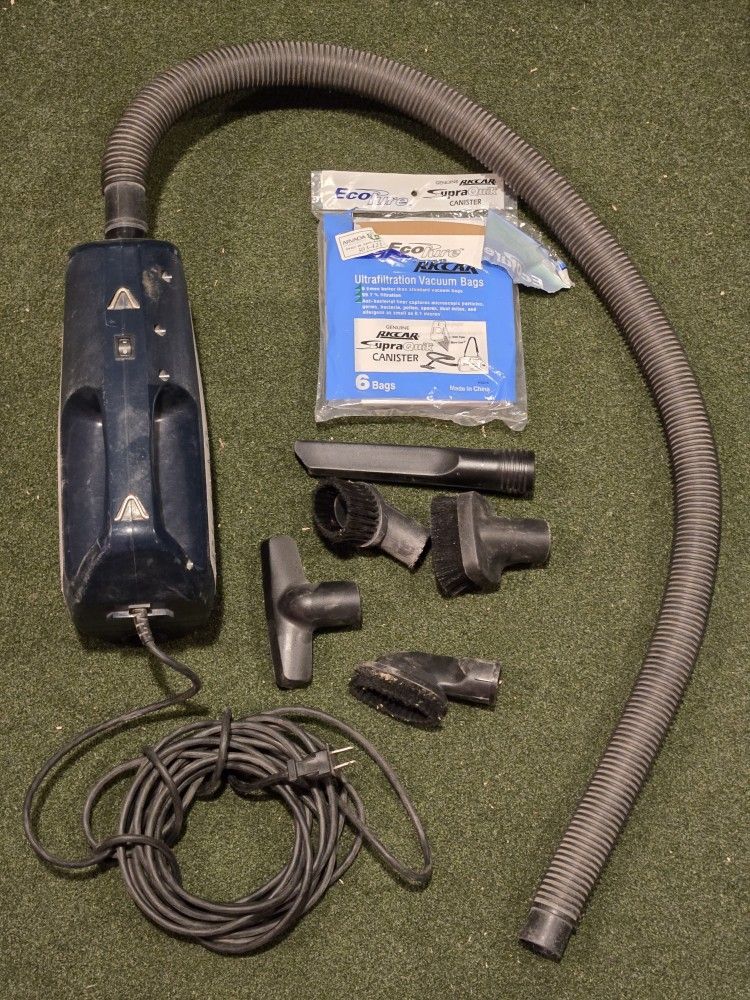 RICCAR Hand Vacuum